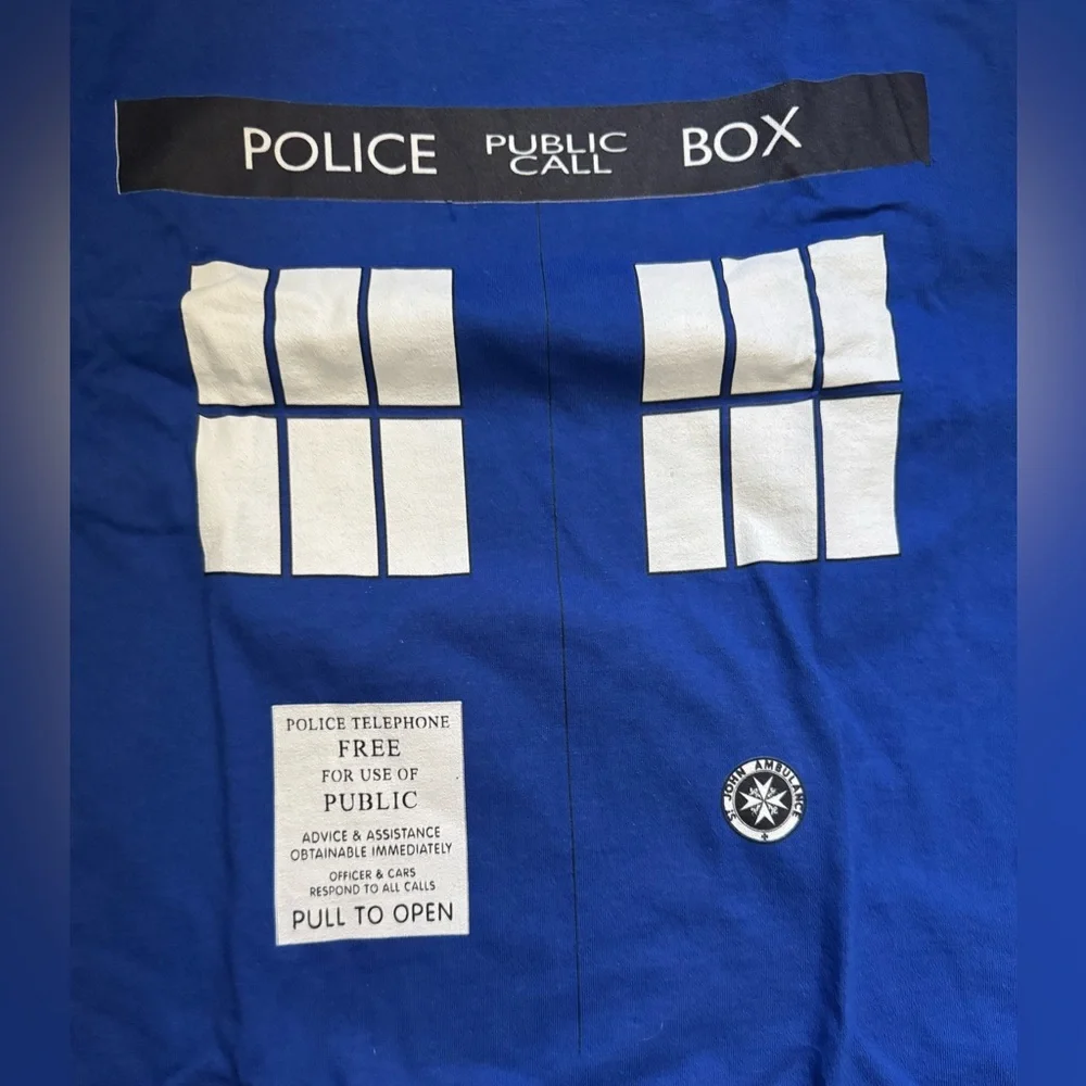 NWT teepublic tardis t shirt from doctor who - Picture 3 of 5